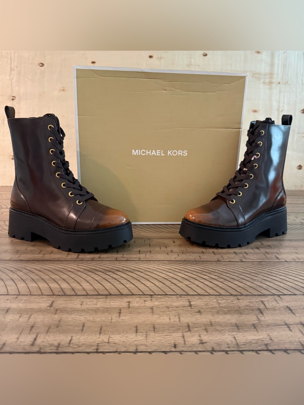 NWT Michael Kors Blake Burnished Leather Combat Boots Lace Up Sz 6